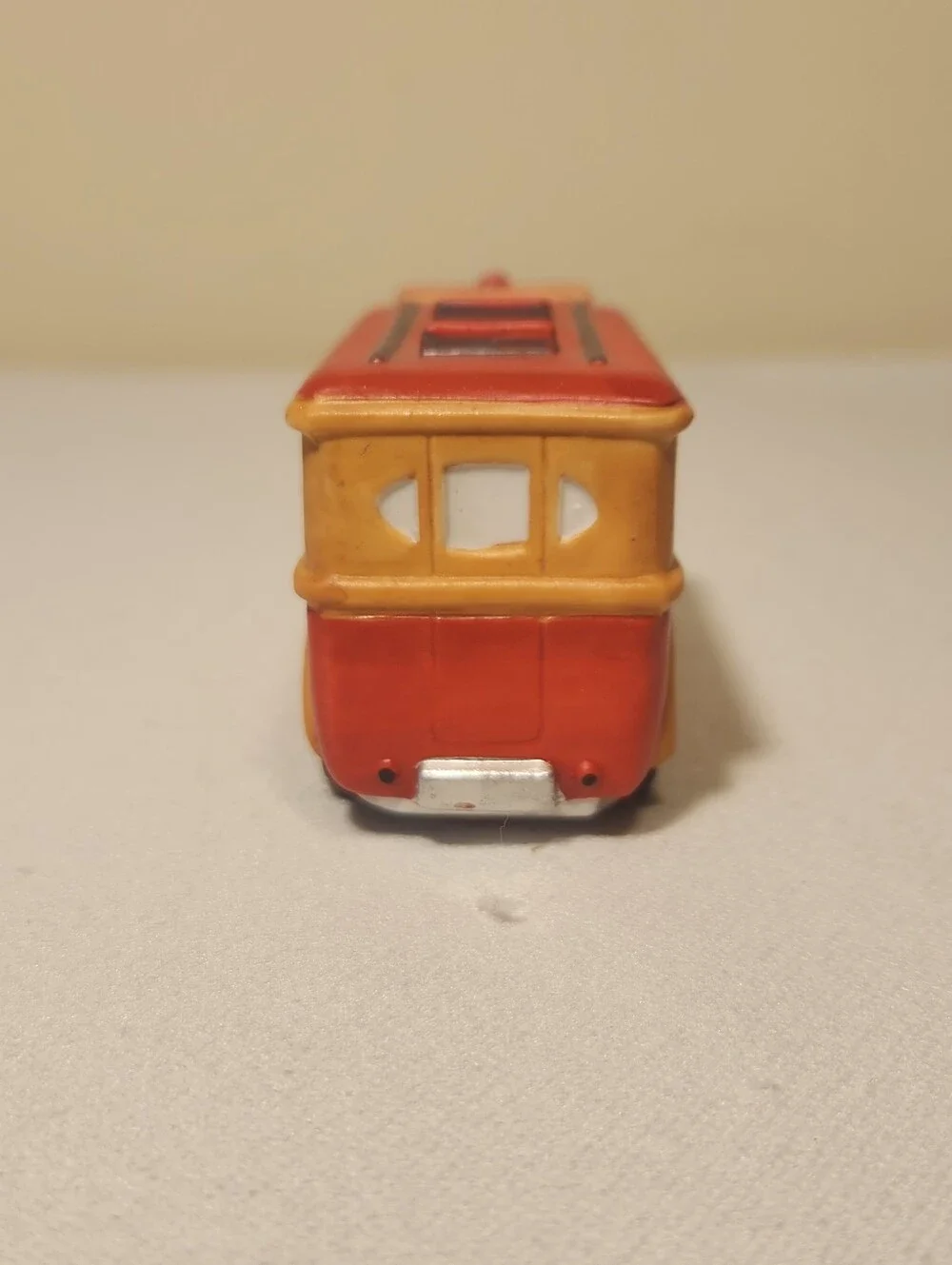 Dept 56 Heritage Village Transport City Bus & Dairy Truck #5983-8 In Box Retired